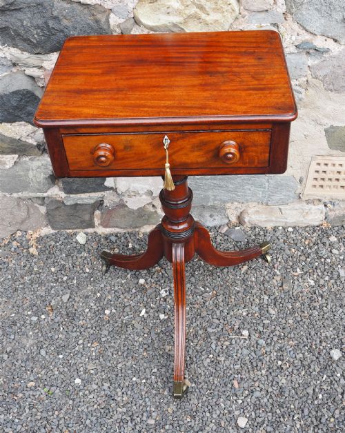 Georgian Centre Pedestal Occasional Table
