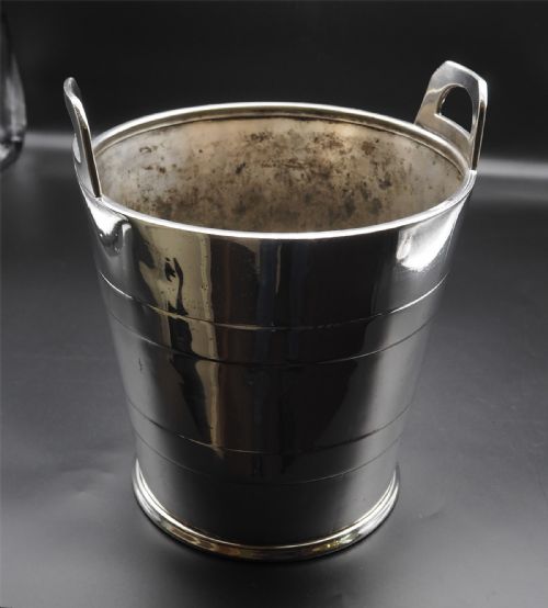 Fine Quality 1900'S Elkington Ice Bucket