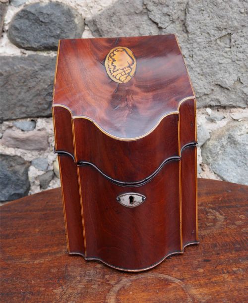 George 3rd Mahogany Knife Box. Complete