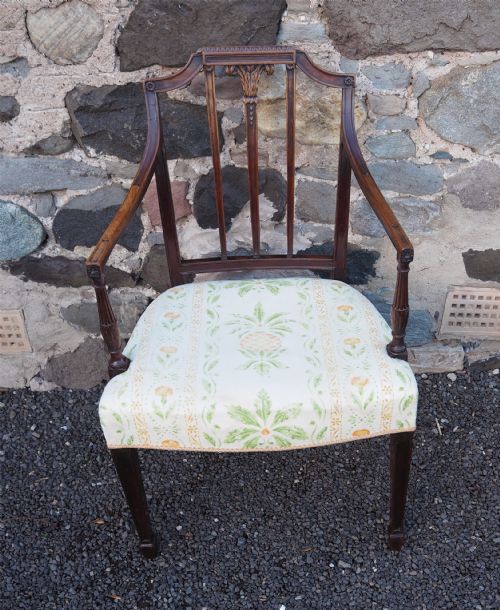 18th Century Hepplewhite Arm Chair