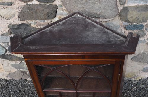 SCOTTISH HANGING GLAZED CORNER CABINET - ADDITIONAL PHOTO 5