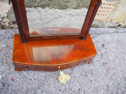 GEORGIAN BOWFRONT DRESSING MIRROR - ADDITIONAL PHOTO 4