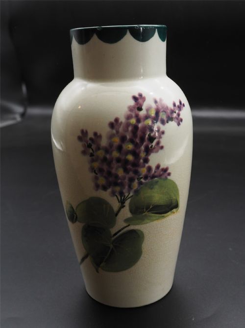 Scottish Wemyss Japan Vase in Lilac Design