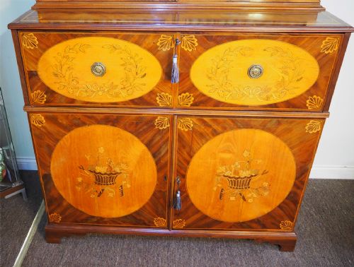 fig 2. Outstanding Hepplewhite Secretaire Bookcase