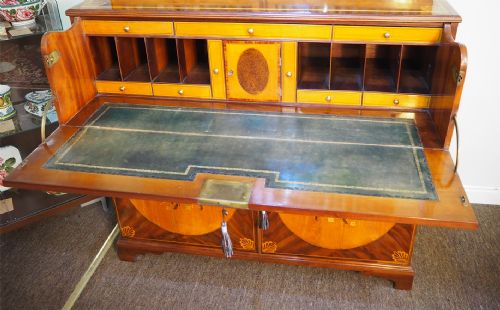 fig 4. Outstanding Hepplewhite Secretaire Bookcase
