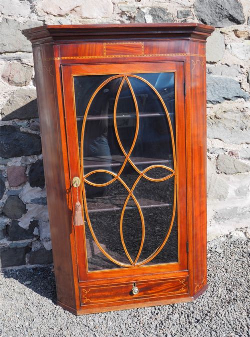 SUPERB GEORGIAN SCOTTISH CORNER CABINET - ADDITIONAL PHOTO 1