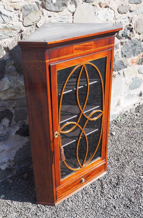 SUPERB GEORGIAN SCOTTISH CORNER CABINET - ADDITIONAL PHOTO 2