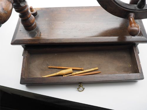 18TH CENTURY GEORGIAN BOBBIN WINDER - ADDITIONAL PHOTO 5