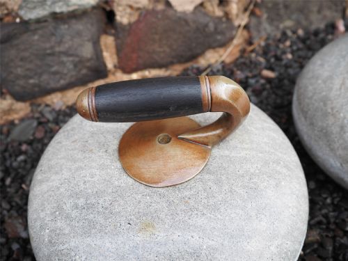 GOOD PAIR OF SCOTTISH CURLING STONES - ADDITIONAL PHOTO 4