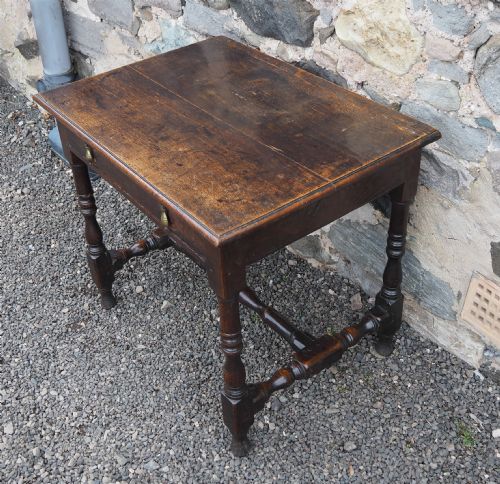 EARLY 18TH CENTURY OAK SIDE TABLE - ADDITIONAL PHOTO 2