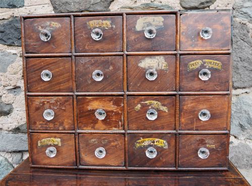 SMALL SET OF VICTORIAN CHEMISTS DRAWERS - ADDITIONAL PHOTO 3