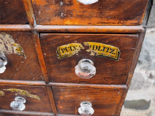 SMALL SET OF VICTORIAN CHEMISTS DRAWERS - ADDITIONAL PHOTO 7