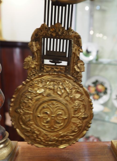EARLY 19TH CENTURY FRENCH MANTEL CLOCK - ADDITIONAL PHOTO 7