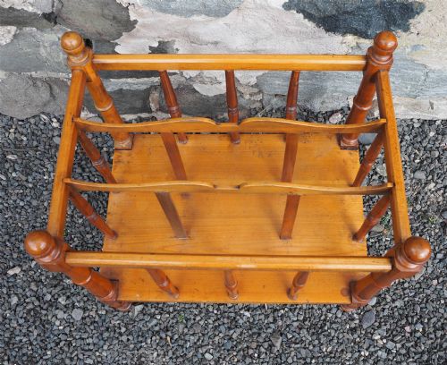 19TH CENTURY FRUITWOOD MAGAZINE HOLDER - ADDITIONAL PHOTO 3