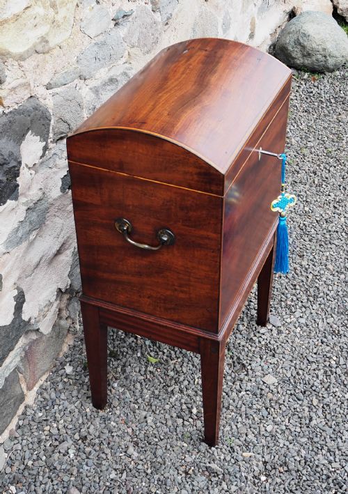 GEORGIAN SHERATON MAHOGANY WINE BOX - ADDITIONAL PHOTO 2