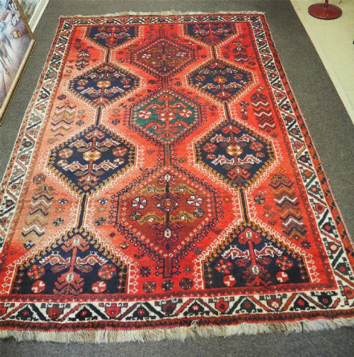 PLEASING ANTIQUE PERSIAN WOOL CARPET - ADDITIONAL PHOTO 2