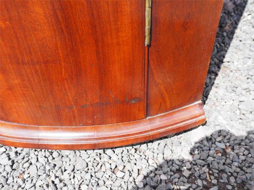 18TH CENTURY BOW FRONT CORNER CABINET - ADDITIONAL PHOTO 5