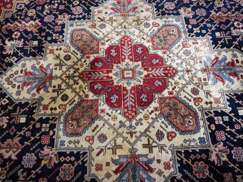 HUGE PERSIAN WOOL CARPET OF GREAT DESIGN - ADDITIONAL PHOTO 5