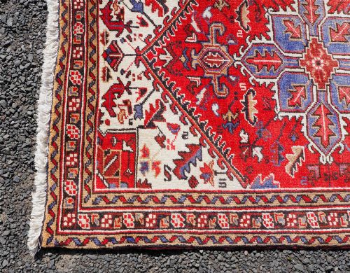 SMALL SIZE ANTIQUE PERSIAN WOOL RUG - ADDITIONAL PHOTO 3