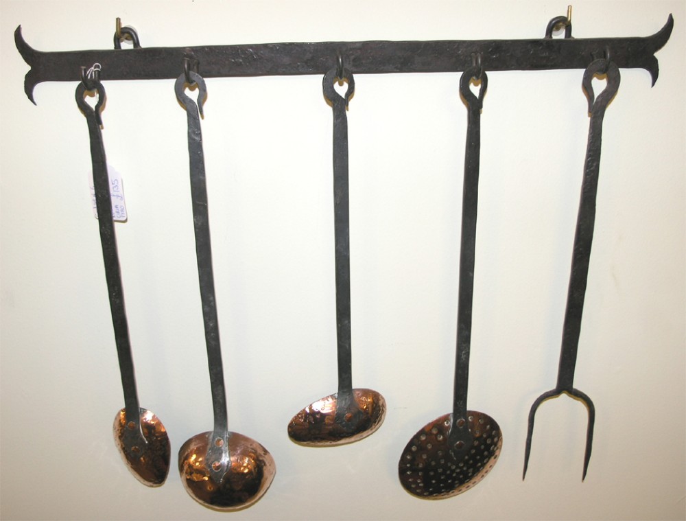 GOOD SET OF 5 GEORGIAN COPPER & IRON UTENCILS