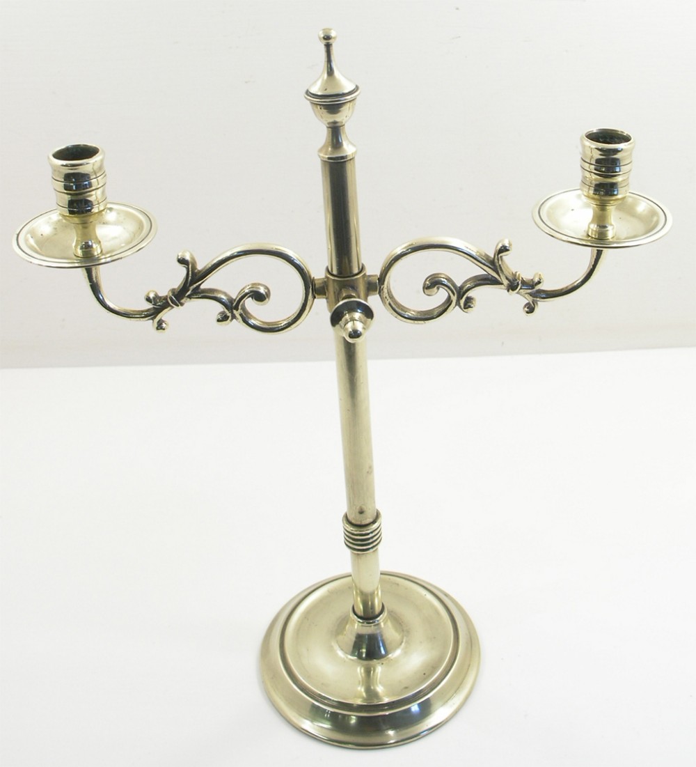 19th CENTURY DUTCH ADJUSTABLE BRASS CANDLESTICK