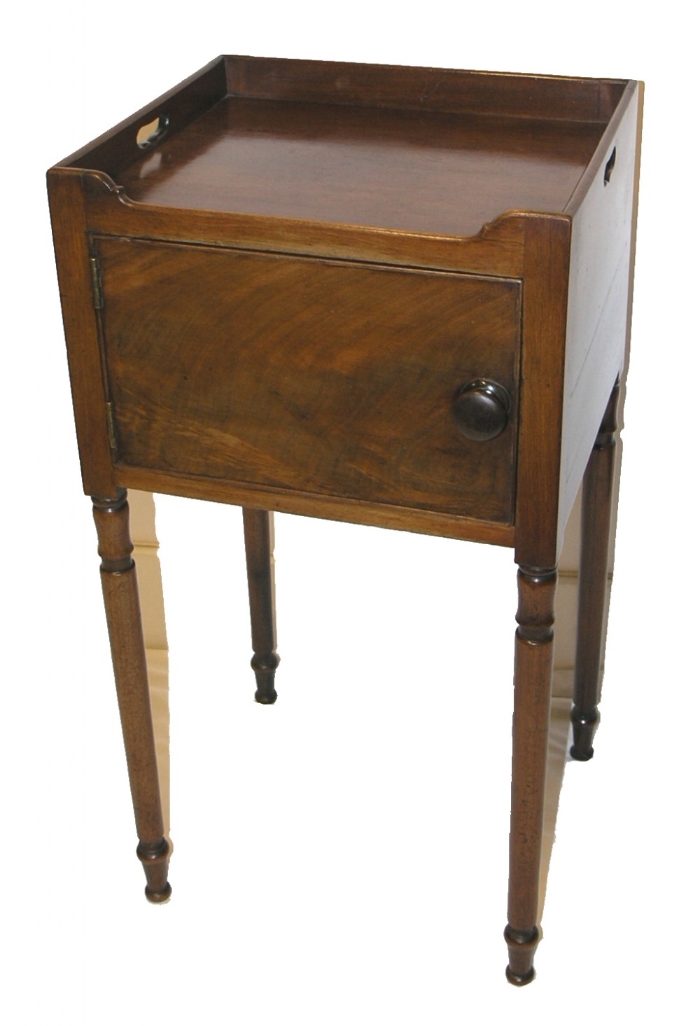GEORGIAN MAHOGANY BEDSIDE CUPBOARD. C. 1820