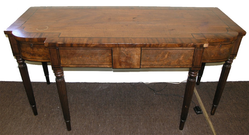 GEORGE III GILLOWS MAHOGANY SERVING TABLE. C. 1795