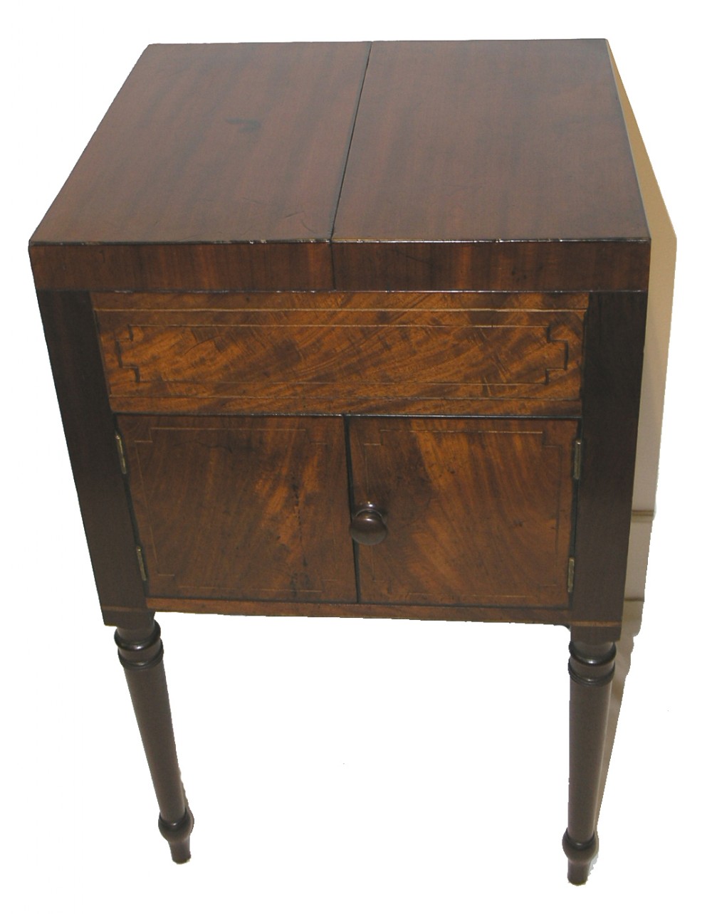 GEORGIAN SCOTTISH MAHOGANY SQUARE WASHSTAND. C 1810