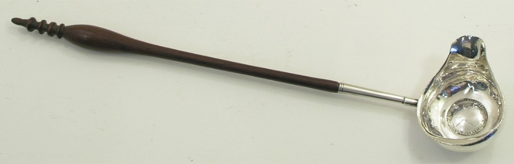 18th CENTURY SILVER TODDY LADLE WITH ROSEWOOD HANDLE