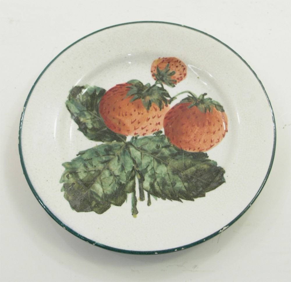 SCOTTISH WEMYSS WARE STRAWBERRIES 5 1/2