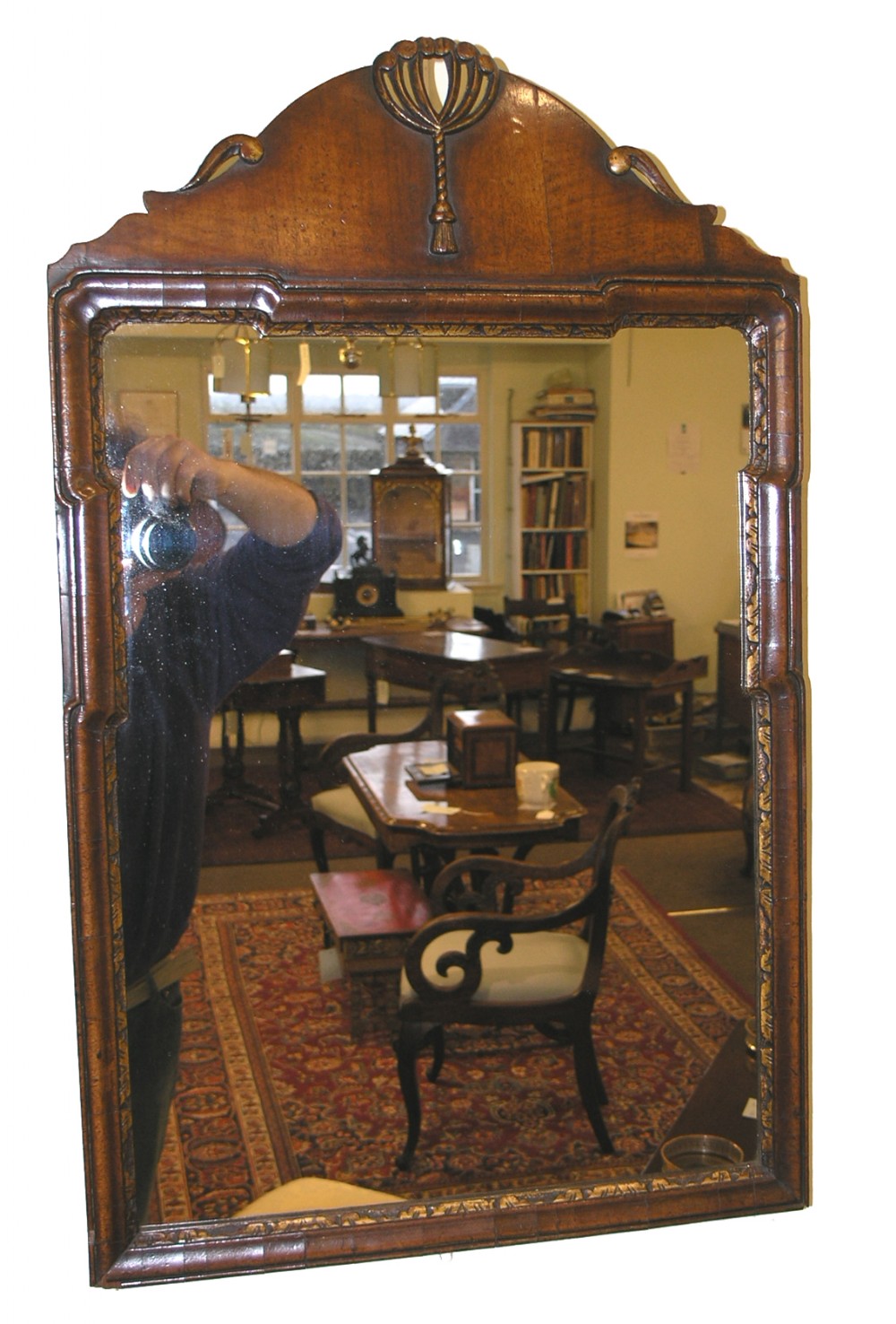 GOOD 19th CENTURY QUEEN ANNE STYLE WALNUT MIRROR