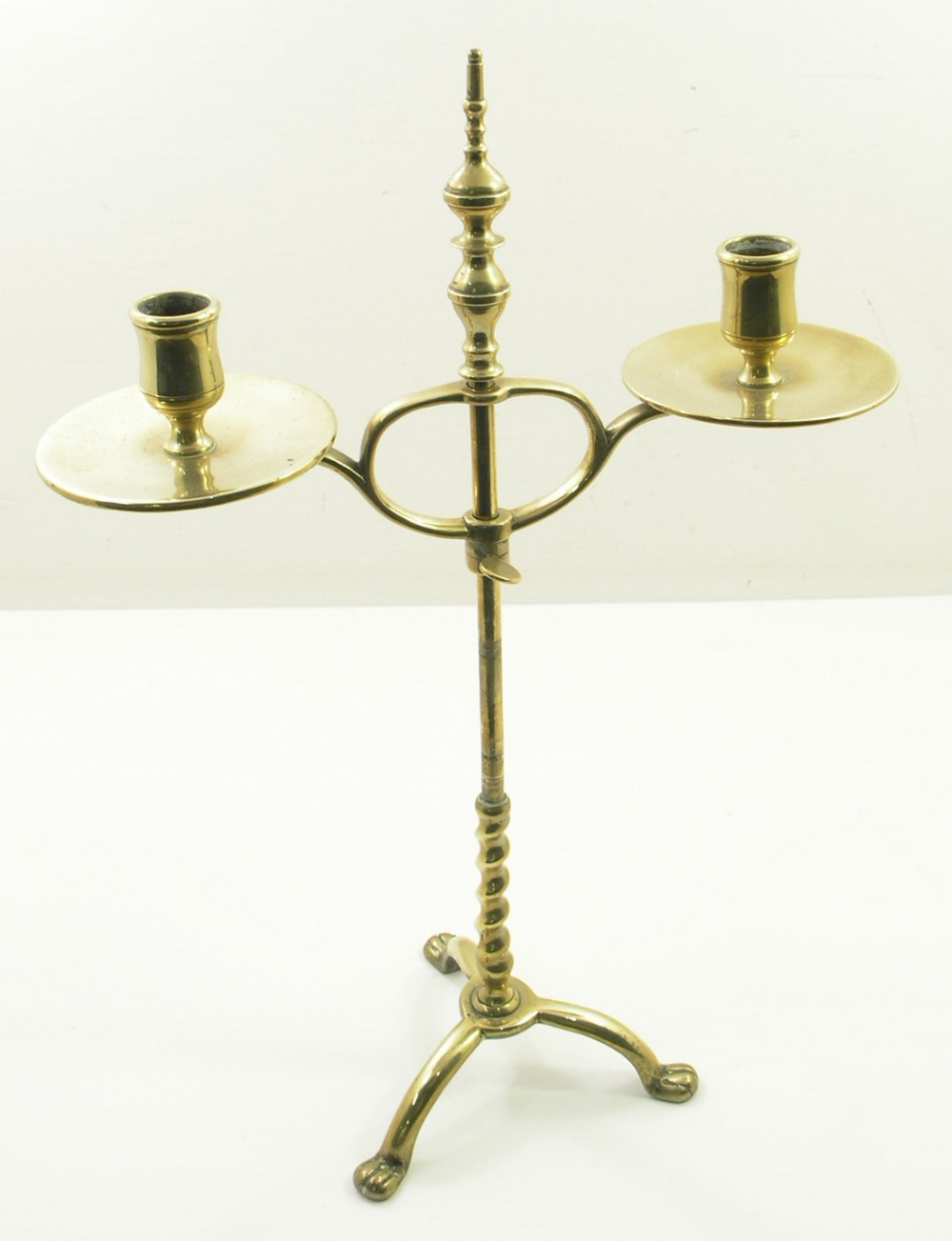 19th CENTURY DUTCH ADJUSTABLE BRASS CANDLESTICK