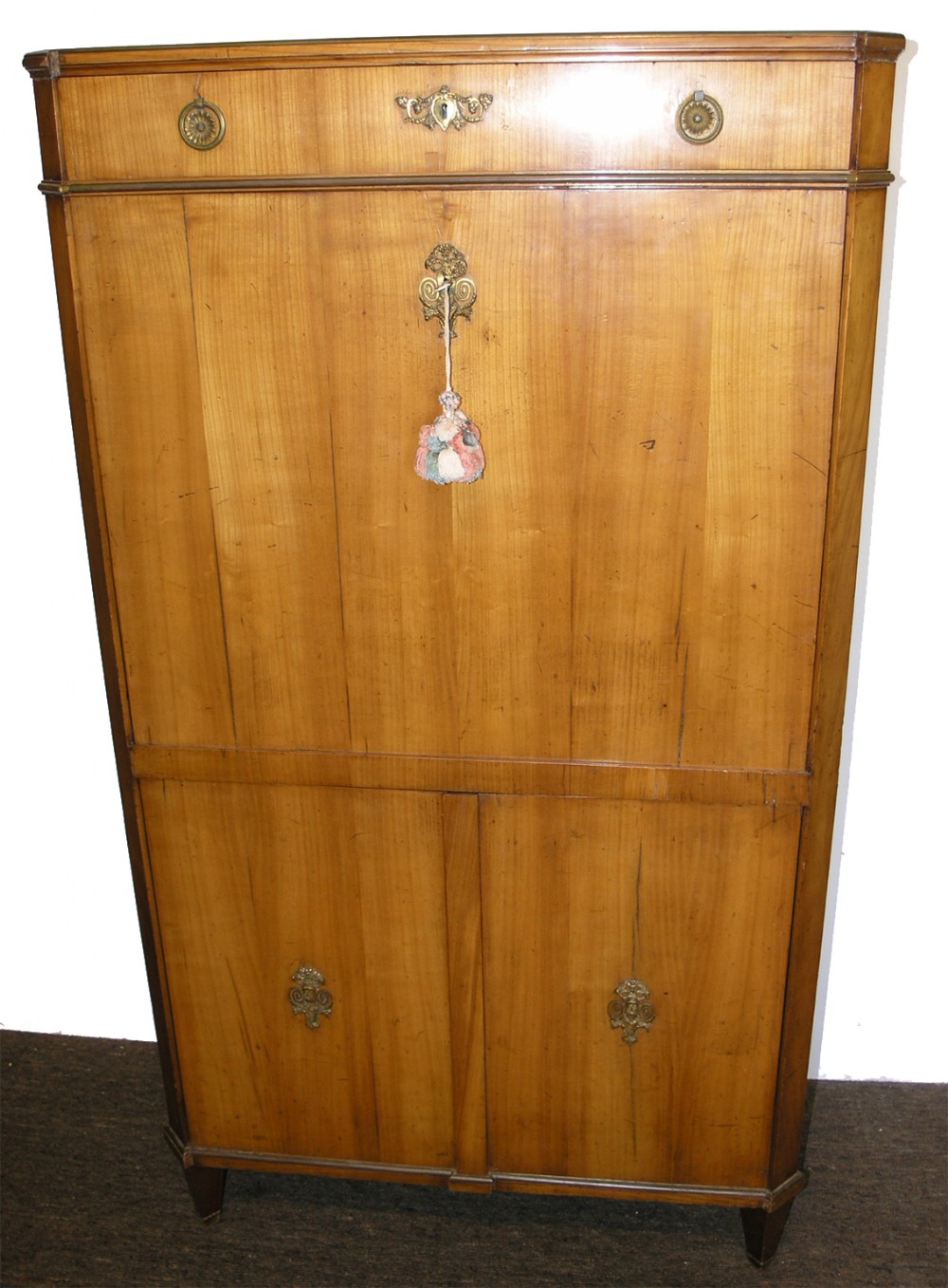 LATE 18th CENTURY SCANDINAVIAN SECRETAIRE CABINET. 