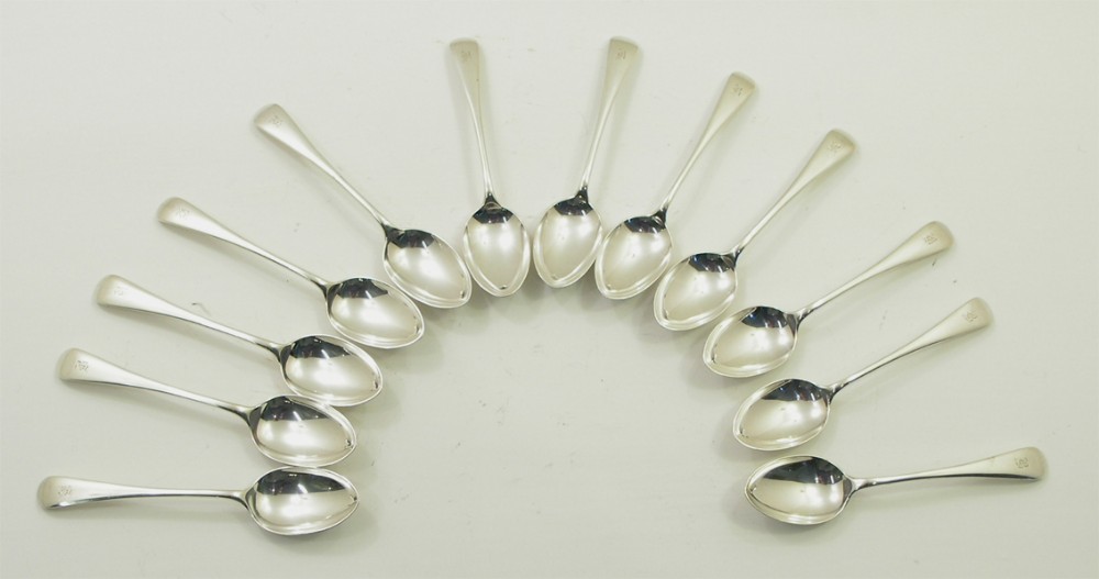 HEAVY SET OF 12 SILVER TEASPOONS. SHEFFIELD 1895