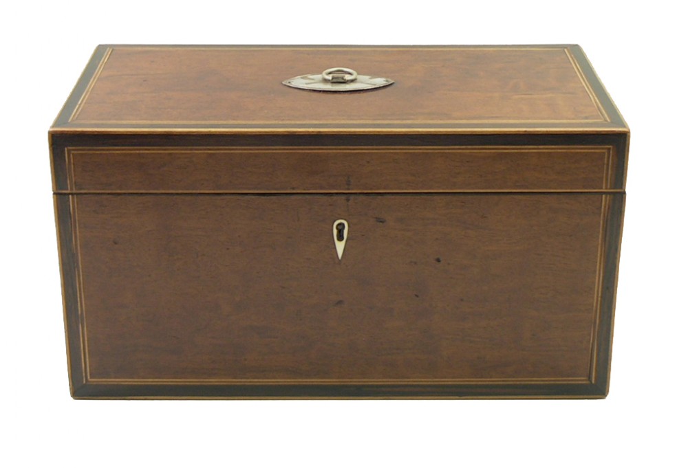 GEORGE III MAHOGANY TEA CADDY, COMPLETE INSIDE.