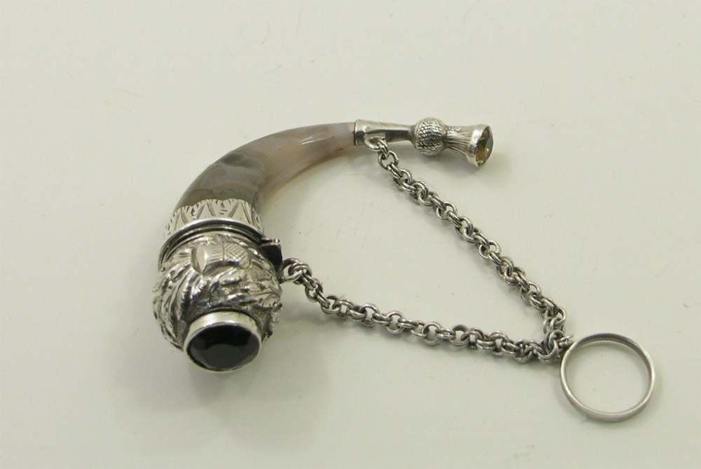 EXQUISITE MONTROSE AGATE & SILVER VINAIGRETTE. 1840