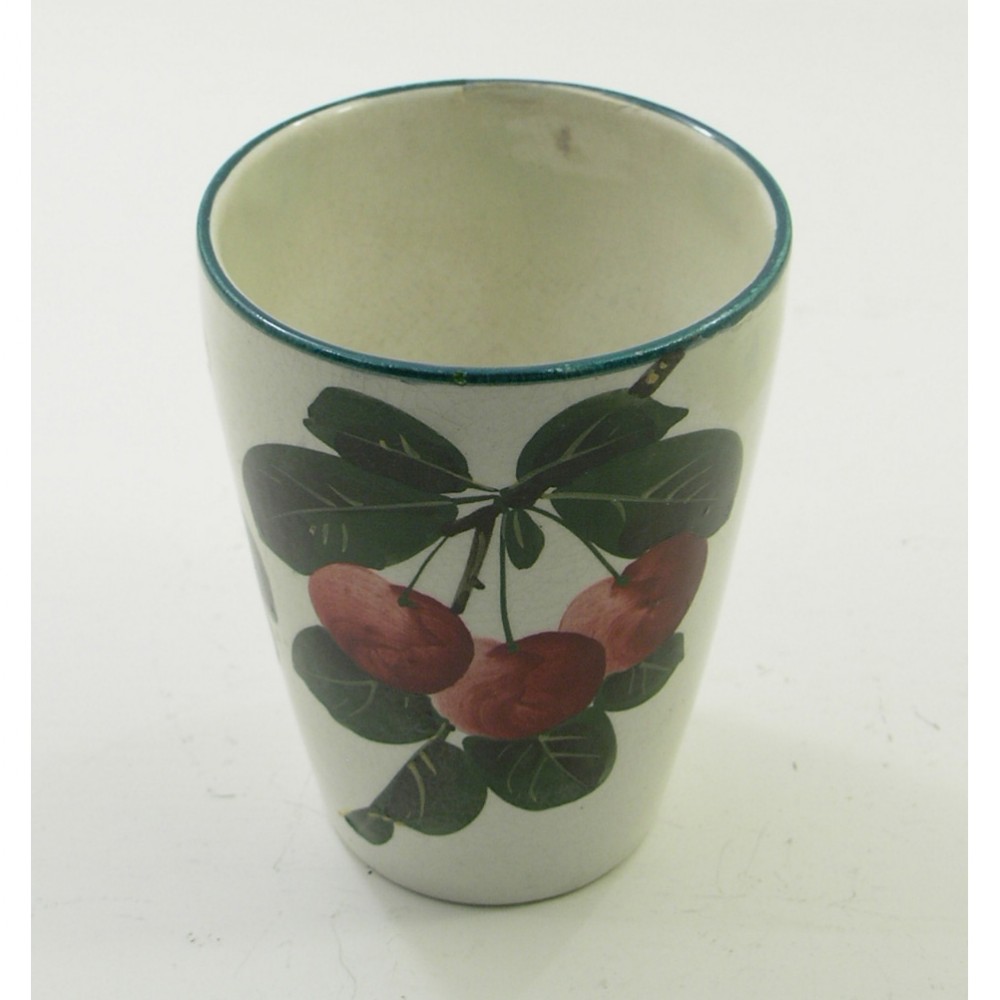 SCOTTISH WEMYSS WARE CHERRIES BEAKER. CIRCA 1910