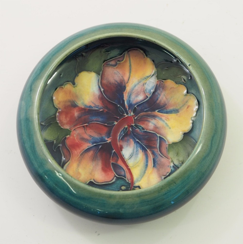GOOD MOORCROFT ENGLAND WOOD-SMOKE BOWL