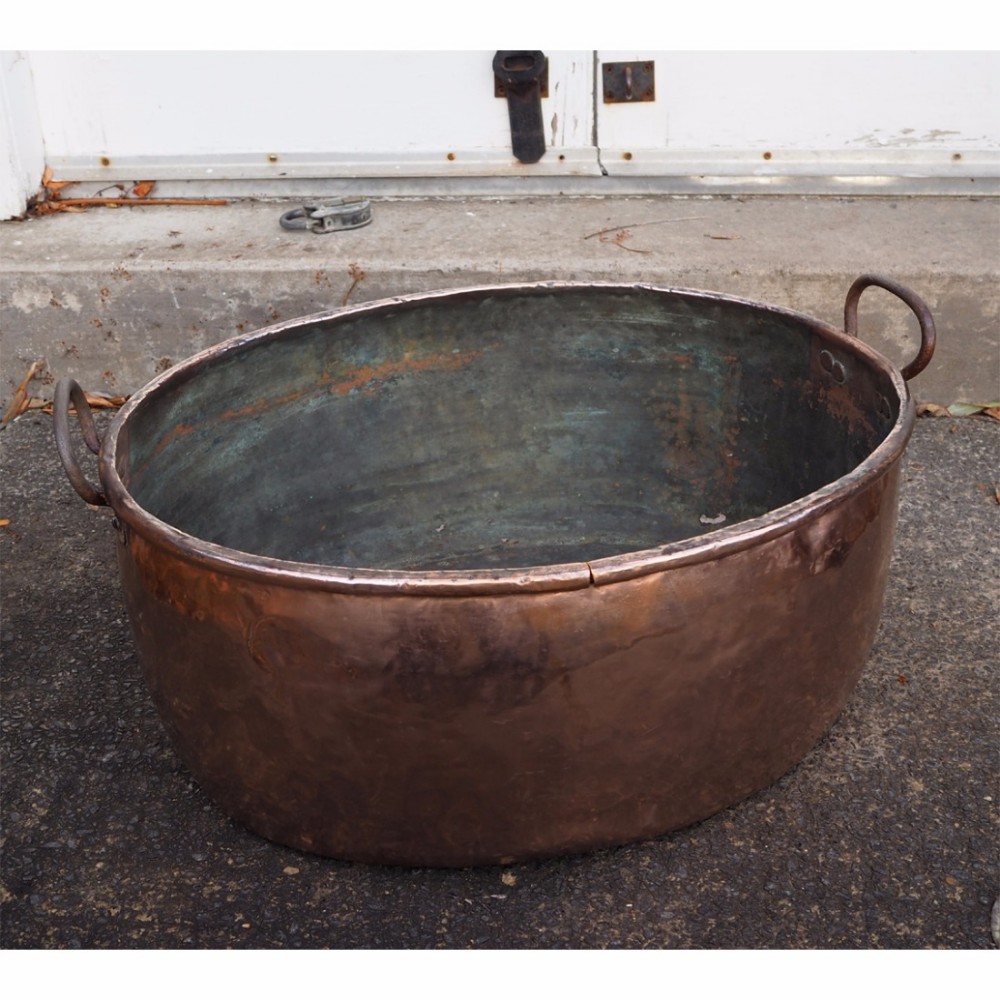 LARGE 18th CENTURY OVAL COPPER LOG BIN