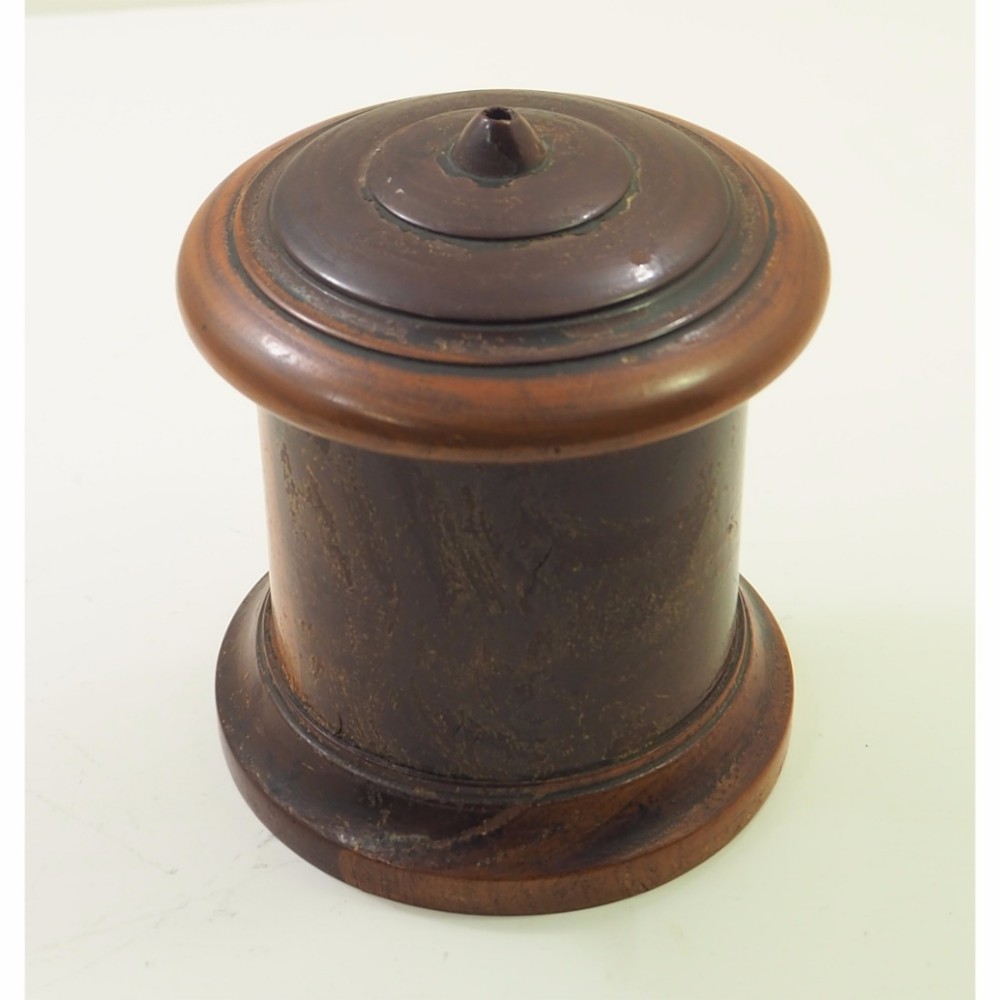 19th CENTURY TURNED LIGNUM STRING BOX