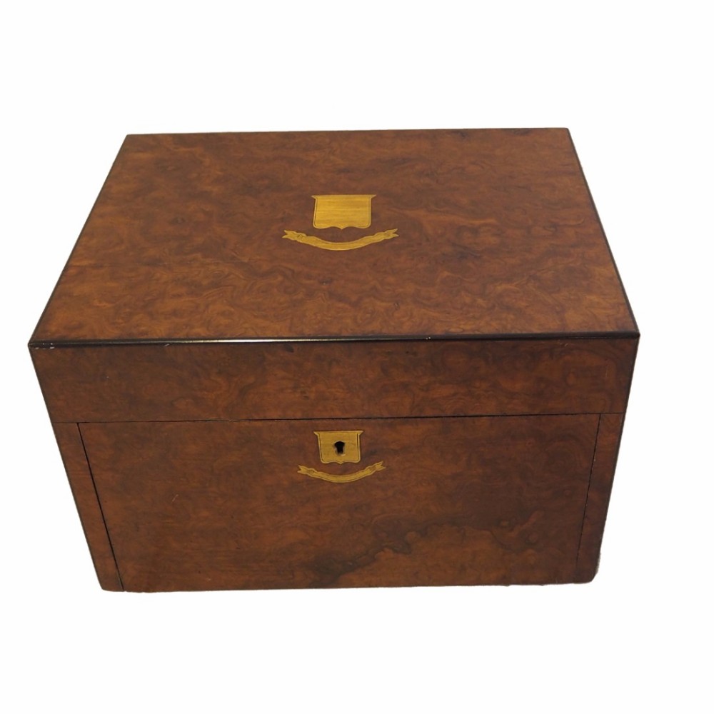 SUPERB 19th CENTURY BURR WALNUT LADIES BOX