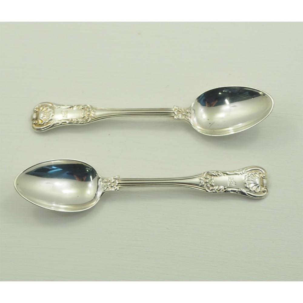 PAIR OF GLASGOW KINGS PATTERN SILVER TEASPOONS