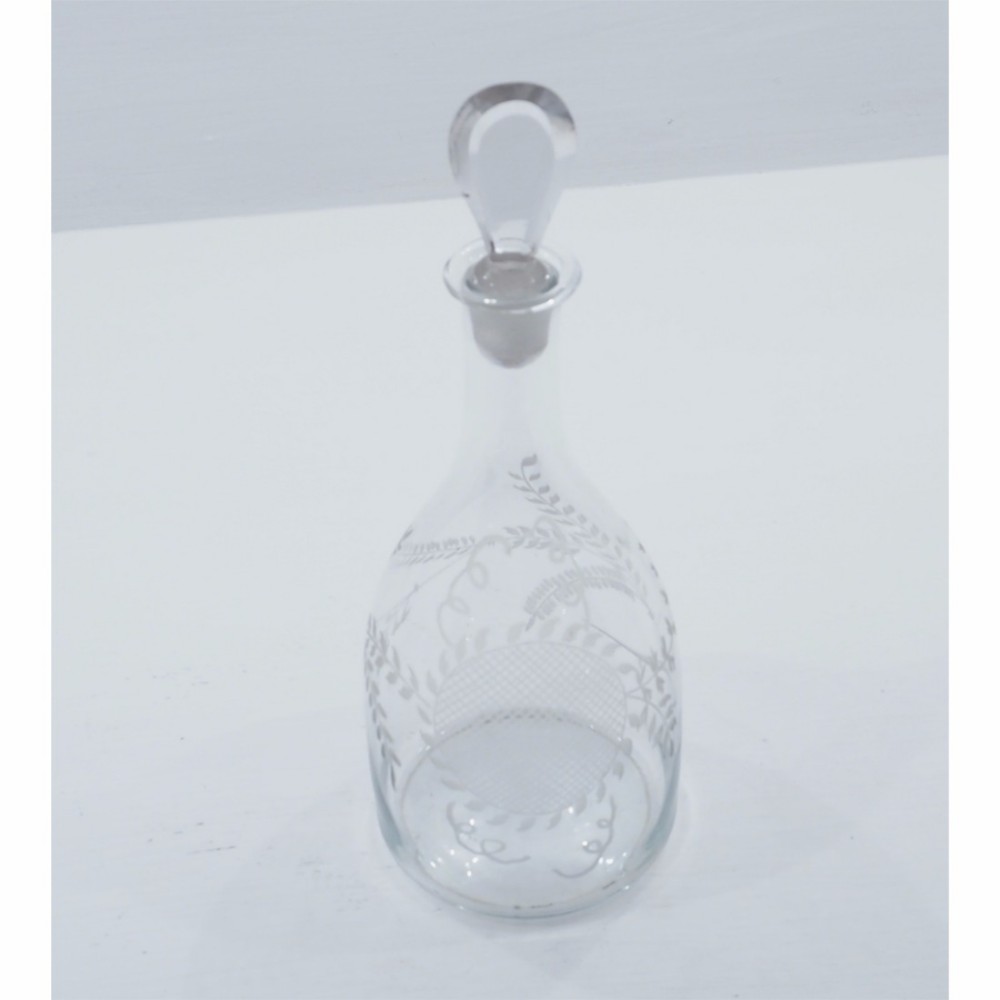GORGEOUS 18th CENTURY MALLET DECANTER