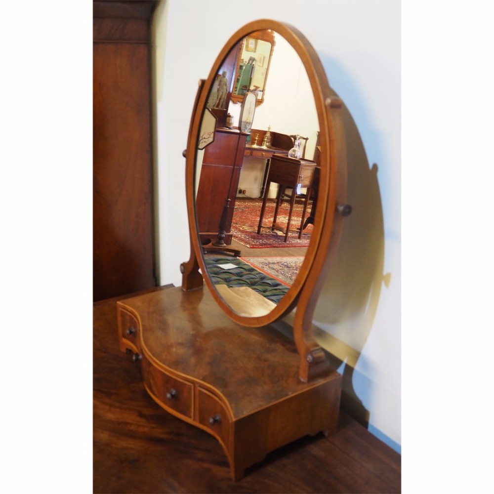 GEORGIAN STYLE MAHOGANY SERPENTINE TOILET MIRROR