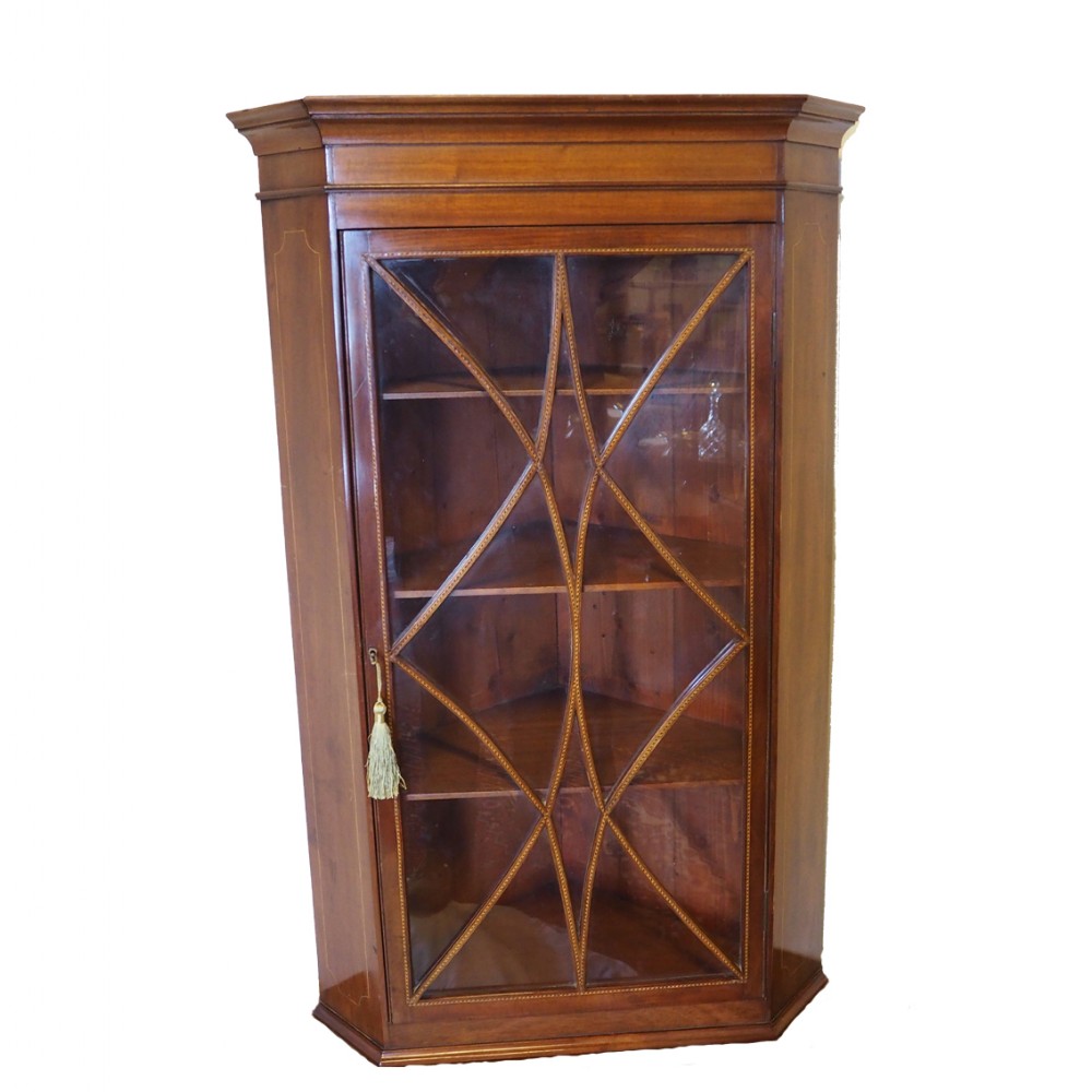 19th CENTURY SCOTTISH GLAZED CORNER CABINET