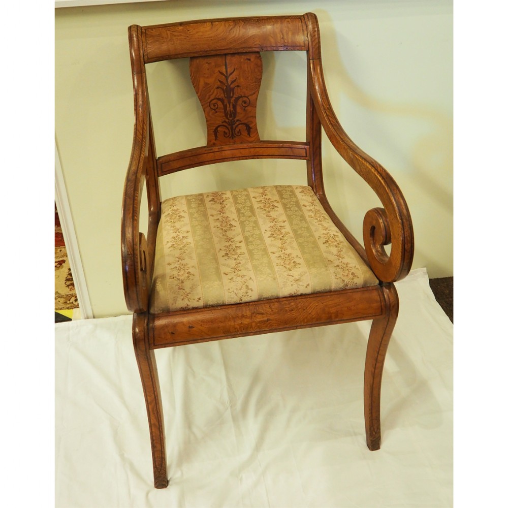 UNUSUAL REGENCY FIGURED ELM DESK CHAIR