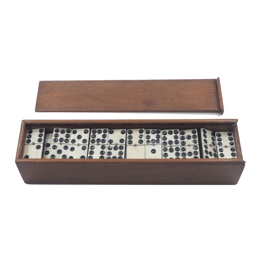 BOXED SET OF DOUBLE 9 EBONY & BONE DOMINOES