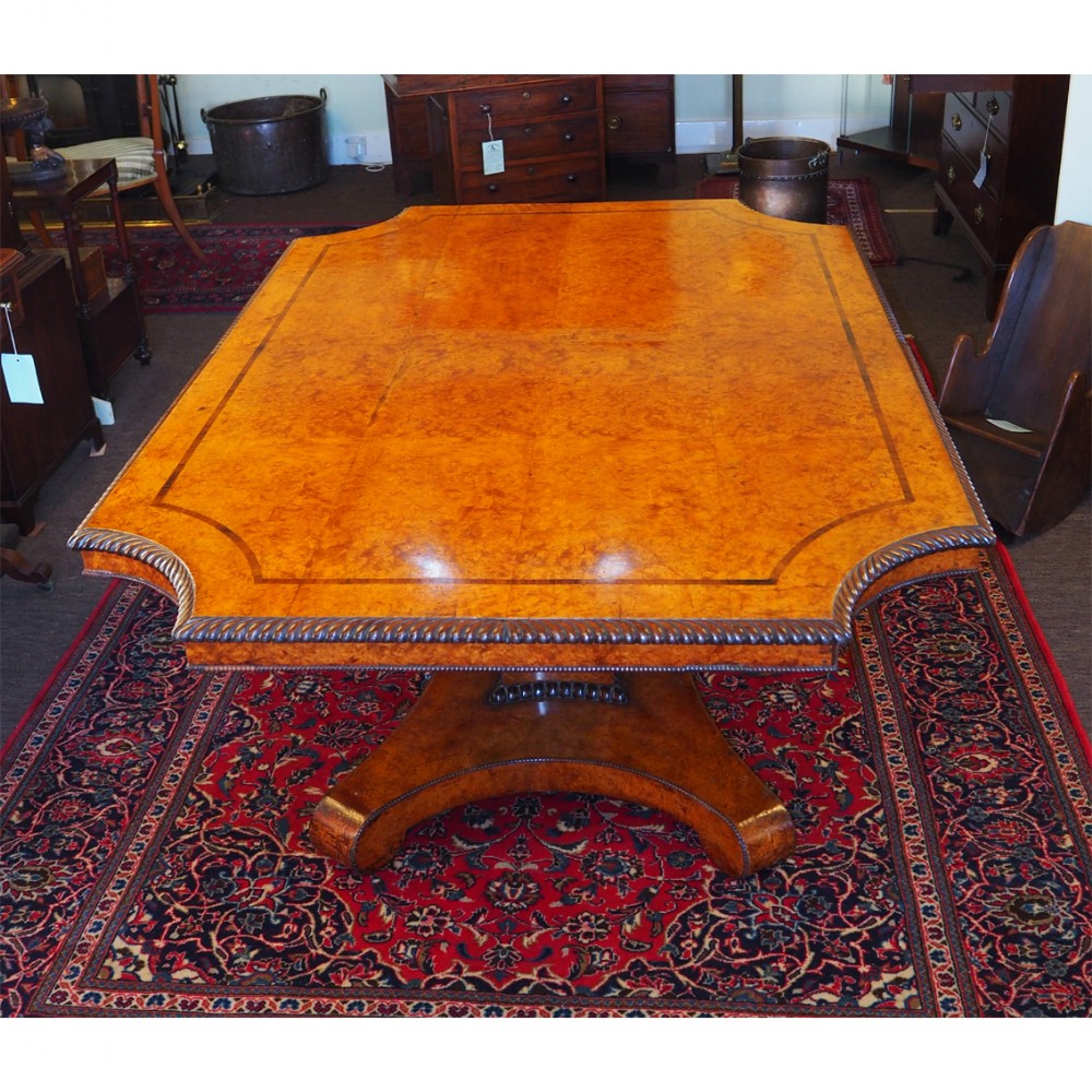 IMPORTANT REGENCY AMBOYNA BREAKFAST TABLE