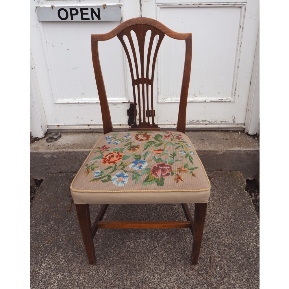 PAIR OF GEORGIAN HEPPLEWHITE ELM CHAIRS View III