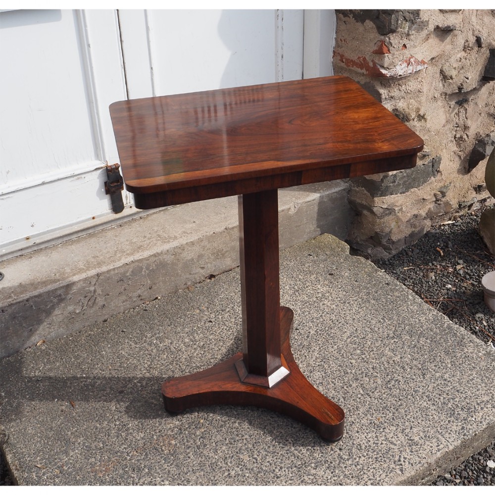 GOOD REGENCY ROSEWOOD LAMP TABLE